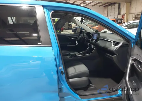 2021 Toyota Rav4 Xle из США, поврежденный, VIN 2T3W1RFV2MW162602